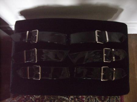 ׷ (`._ sangles vinyl a customisé _.`) ׷ 